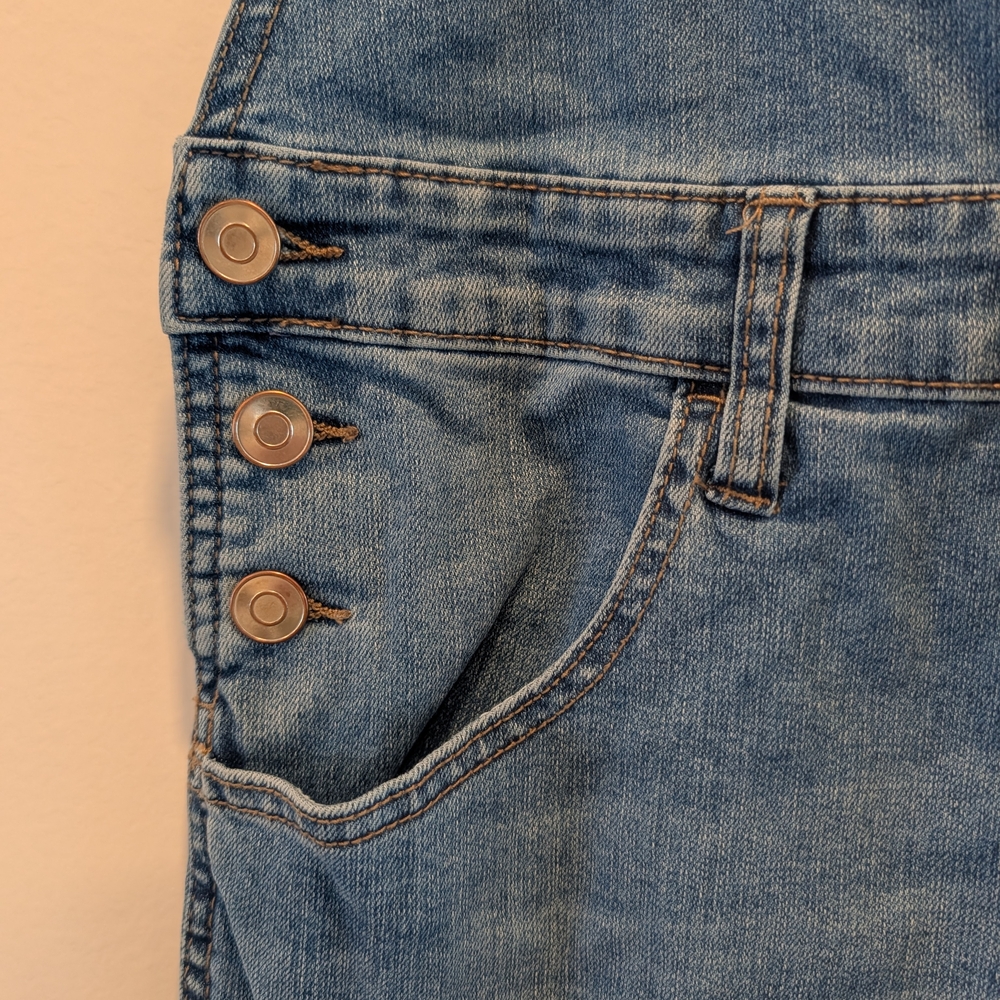 CELEBRITY PINK Women's Distressed Blue Denim Bib Overalls Size Small - Picture 5 of 14